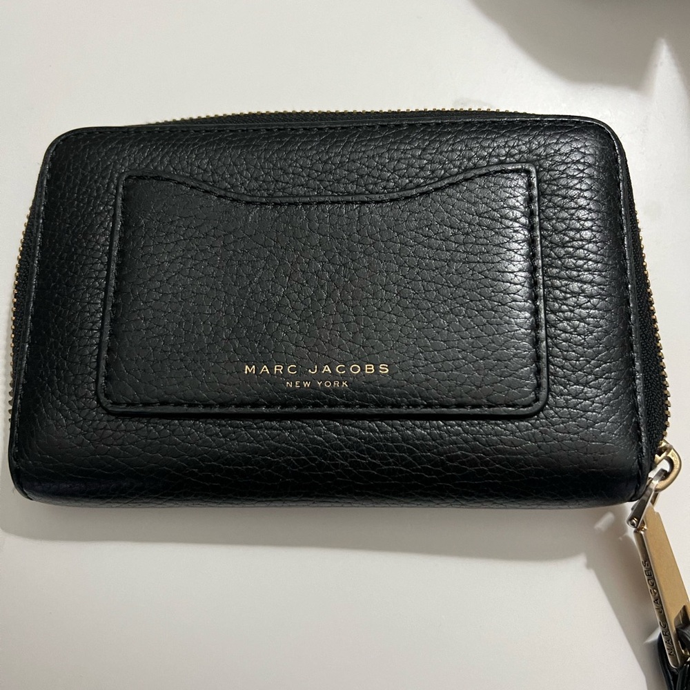 Marc Jacobs Black Leather Zip Wallet with Gold Hardware